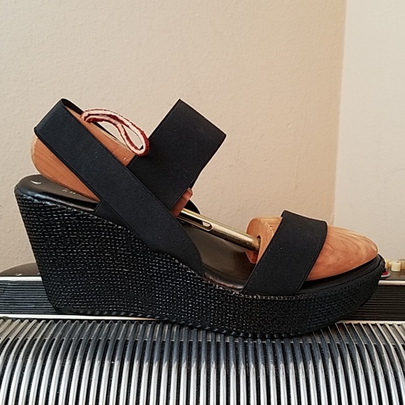 italian shoemakers black wedge sandals